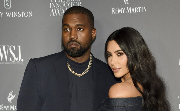 Kanye west new clothing collection 218 outlet